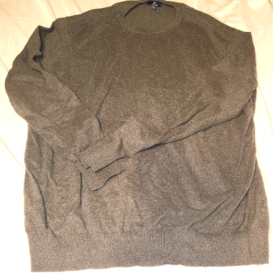 Men's Grey Crew Neck Long Sleeve Sweater Size 2xl